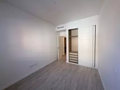 Middle Floor Apartment in Estepona