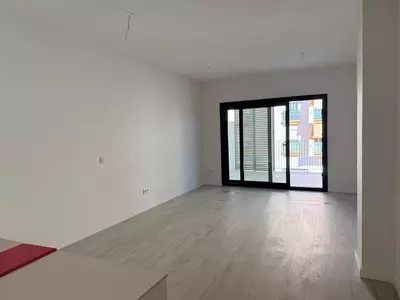 Middle Floor Apartment in Estepona