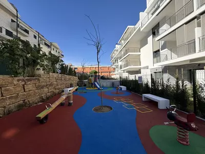 Middle Floor Apartment in Estepona