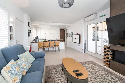 Middle Floor Apartment in Nueva Andalucía