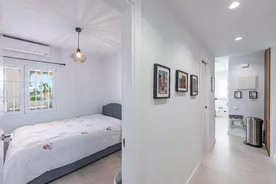 Middle Floor Apartment in Nueva Andalucía