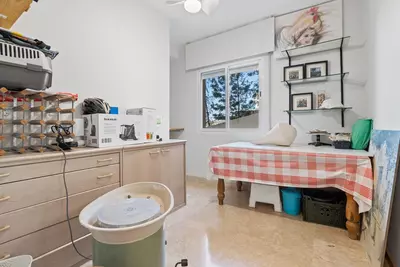 Middle Floor Apartment in Estepona