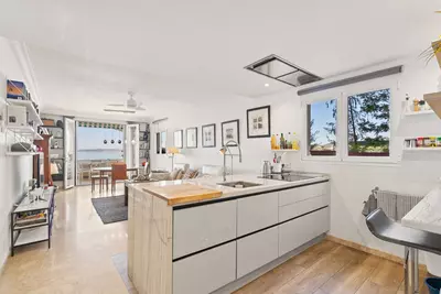 Middle Floor Apartment in Estepona
