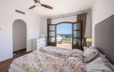 Townhouse in Benahavís