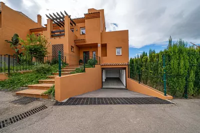 Townhouse in Benahavís