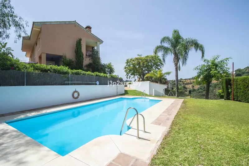 Semi-Detached House in Estepona