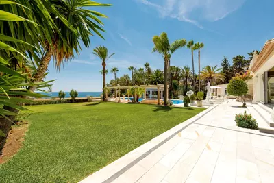 Detached Villa in Estepona