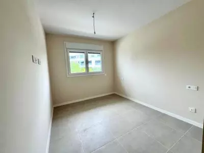 Middle Floor Apartment in Bel Air