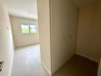 Middle Floor Apartment in Bel Air