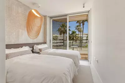 Middle Floor Apartment in Estepona