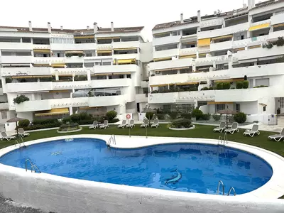 Middle Floor Apartment in Nueva Andalucía