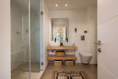 Middle Floor Apartment in Estepona
