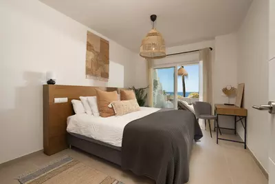 Middle Floor Apartment in Estepona