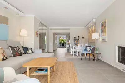 Middle Floor Apartment in Nueva Andalucía