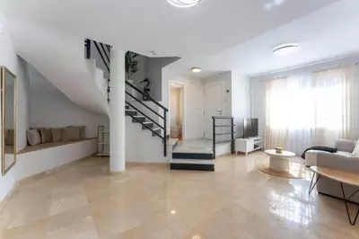 Semi-Detached House in Cabopino