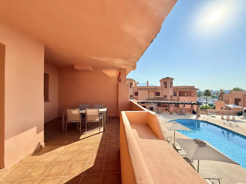 Ground Floor Apartment in El Paraiso