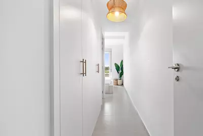 Middle Floor Apartment in Estepona
