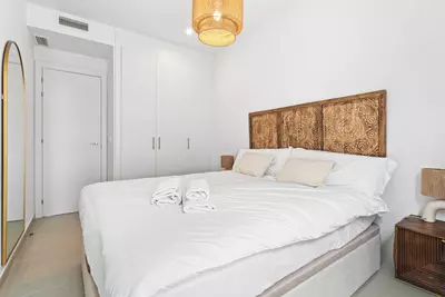 Middle Floor Apartment in Estepona