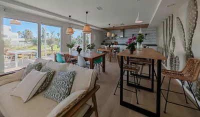 Top Floor Apartment in Bel Air