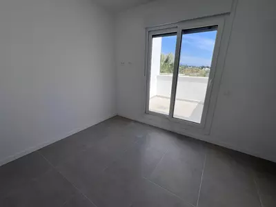 Top Floor Apartment in Bel Air