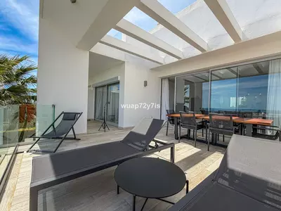 Top Floor Apartment in Casares