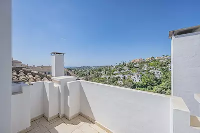 Penthouse in Nueva Andalucía