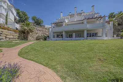 Penthouse in Nueva Andalucía