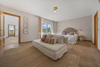 Detached Villa in Estepona