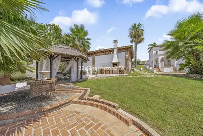 Detached Villa in Estepona