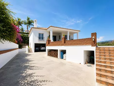 Detached Villa in Estepona