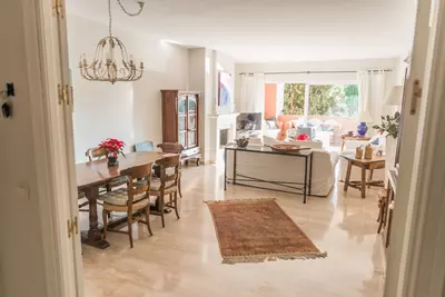 Middle Floor Apartment in Guadalmina Baja