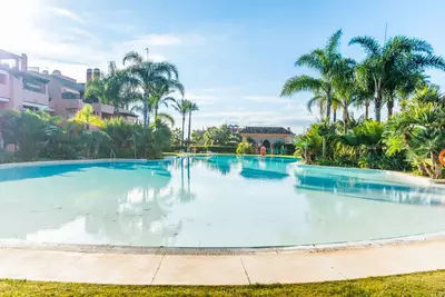 Middle Floor Apartment in Guadalmina Baja