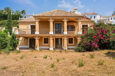 Detached Villa in Estepona
