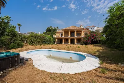 Detached Villa in Estepona