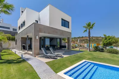 Detached Villa in Manilva