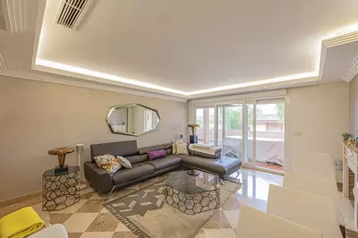 Middle Floor Apartment in Nueva Andalucía
