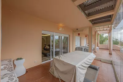 Middle Floor Apartment in Nueva Andalucía