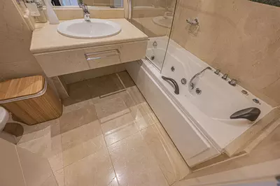 Middle Floor Apartment in Nueva Andalucía