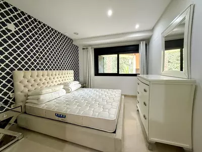 Middle Floor Apartment in Puerto Banús