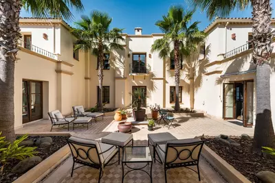 Detached Villa in Estepona