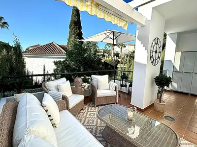 Top Floor Apartment in Nueva Andalucía