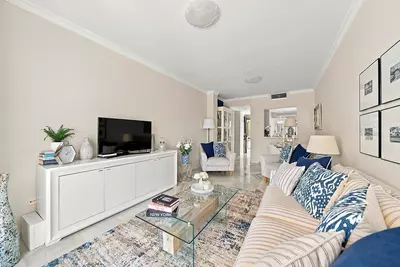 Top Floor Apartment in Nueva Andalucía
