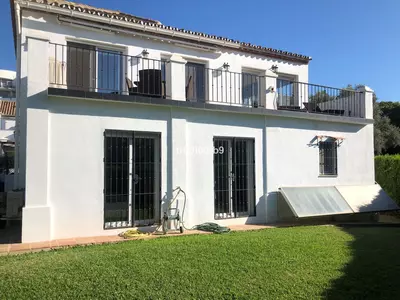 Detached Villa in Benamara