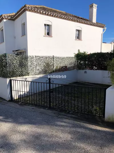 Detached Villa in Benamara