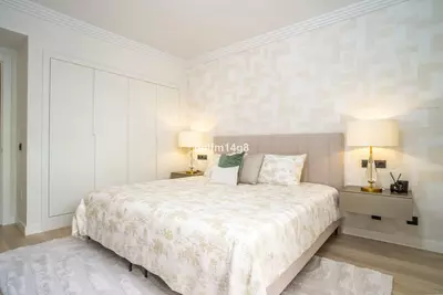 Middle Floor Apartment in Nueva Andalucía