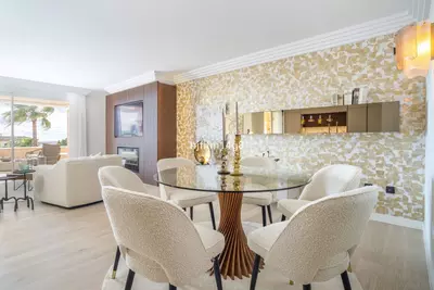 Middle Floor Apartment in Nueva Andalucía