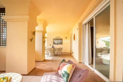Middle Floor Apartment in Nueva Andalucía