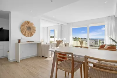 Middle Floor Apartment in Casares