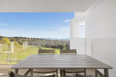 Middle Floor Apartment in Casares