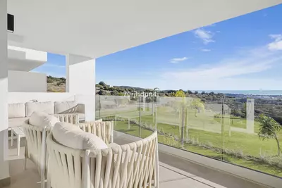 Middle Floor Apartment in Casares